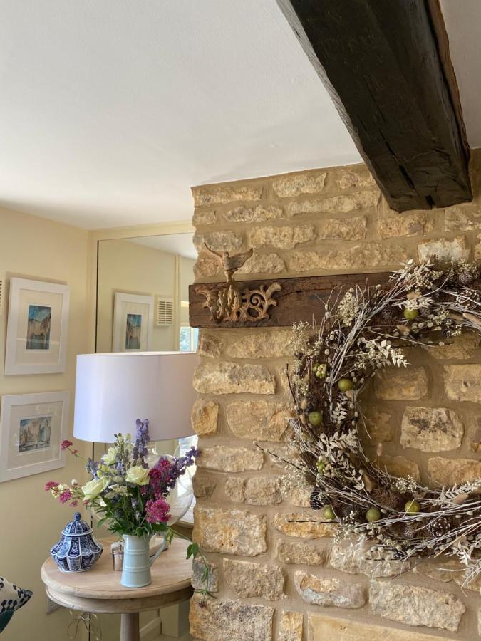 Vine Cottage تْشيبينْغْ كامبدين المظهر الخارجي الصورة